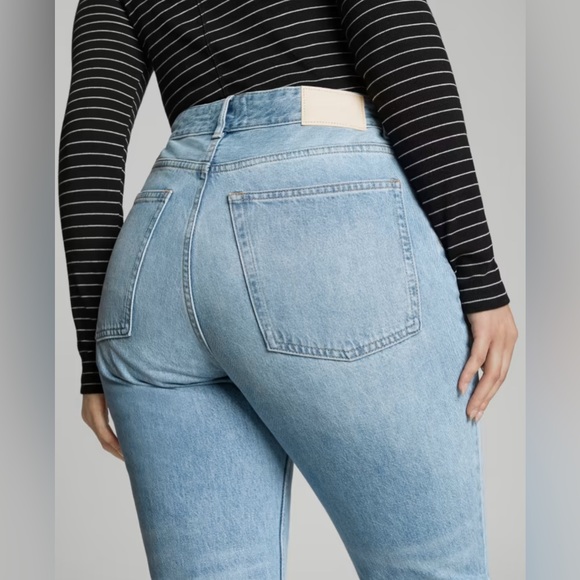 Everlane curvy cheeky crop - Picture 2 of 7